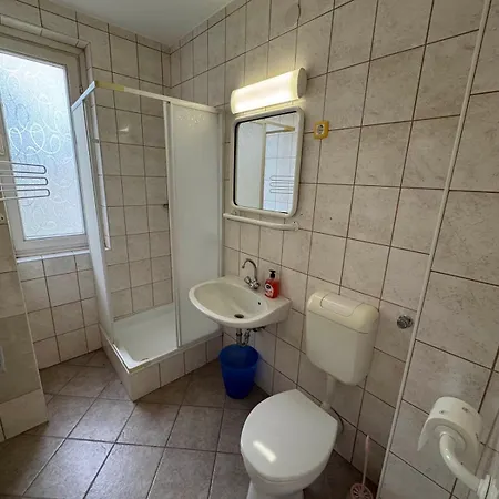 Хостел Yellow Bridge Vendeghaz Гардонь