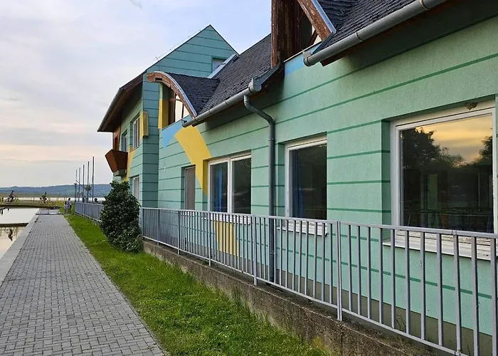 Vandrerhjem Yellow Bridge Vendeghaz